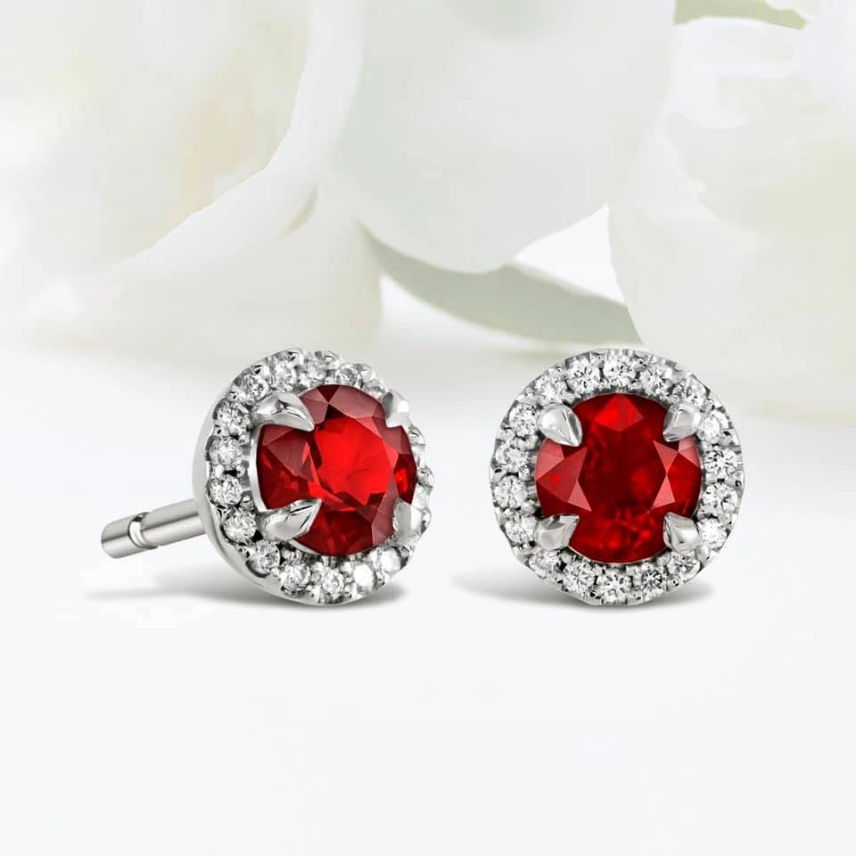 Gemstone pieces