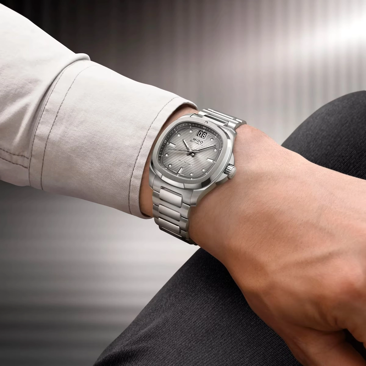Multifort TV Big Date Titanium